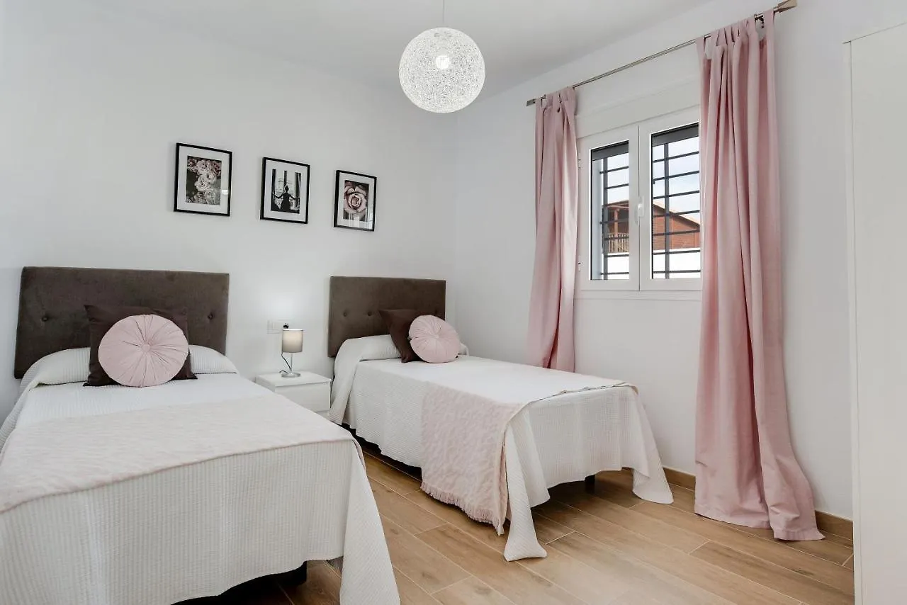 Villa Sandra Solo Familias Cadiz Holiday home